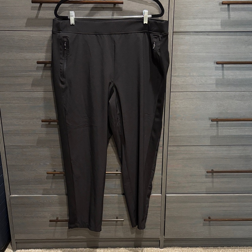 Chico’s Sporty Black stretch waist pants (Chicos size 3R/US16)